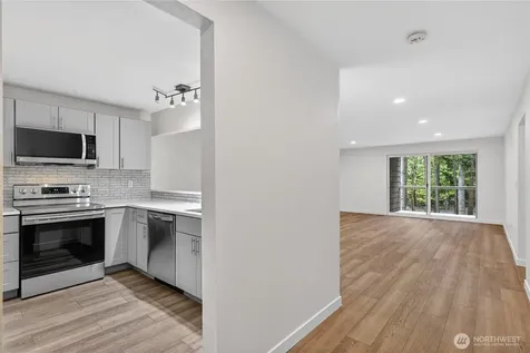 13680 NE 69th Street Redmond WA 98052