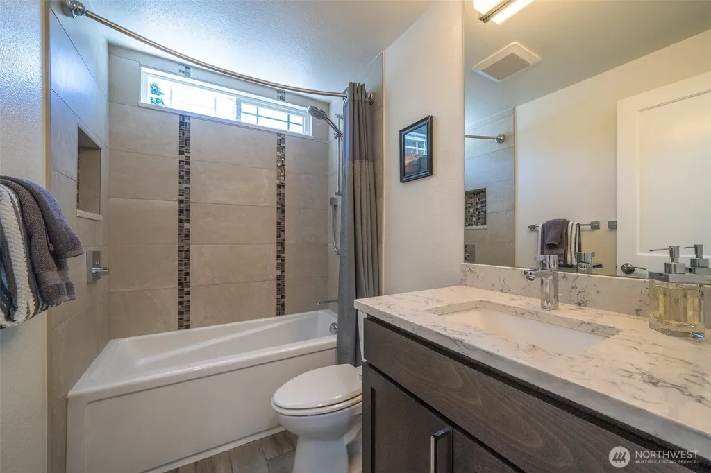 16036 177th Place NE Woodinville WA 98072