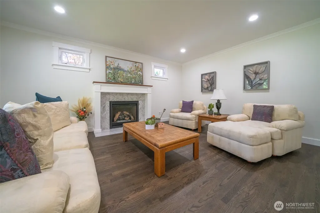 16036 177th Place NE Woodinville WA 98072