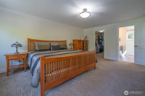 16036 177th Place NE Woodinville WA 98072