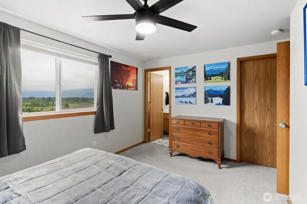 1305 Cascadia Drive Sedro Woolley WA 98284