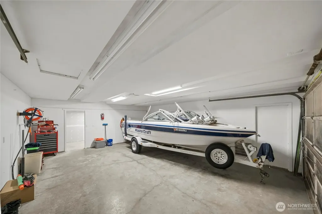 19101 58th Street E Lake Tapps WA 98391