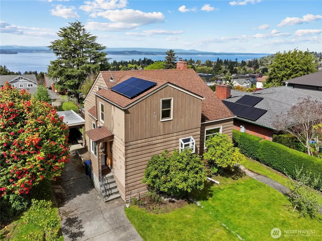 6901 40th Avenue SW Seattle WA 98136