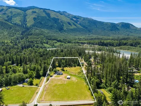 40716 Dorman Road Gold Bar WA 98251
