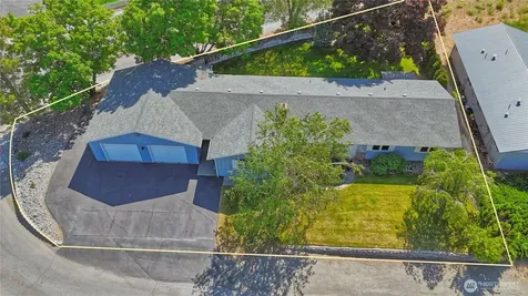 602 Ironwood Street Omak WA 98841