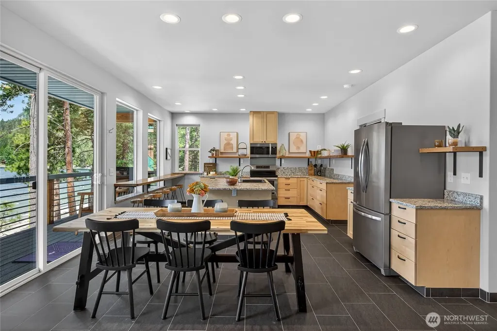 17027 North Shore Drive Leavenworth WA 98826