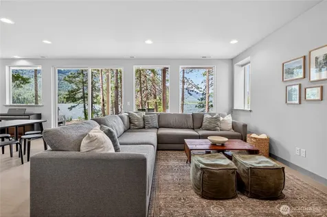 17027 North Shore Drive Leavenworth WA 98826