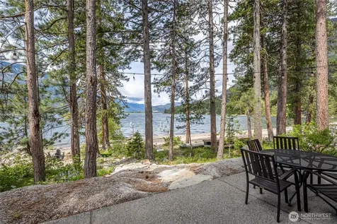 17027 North Shore Drive Leavenworth WA 98826
