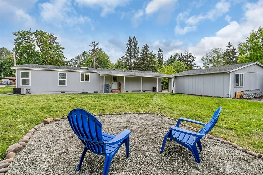 15315 116th Street E Puyallup WA 98374