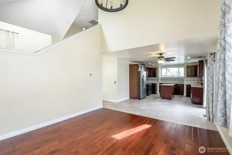 16927 121st Avenue E Puyallup WA 98374