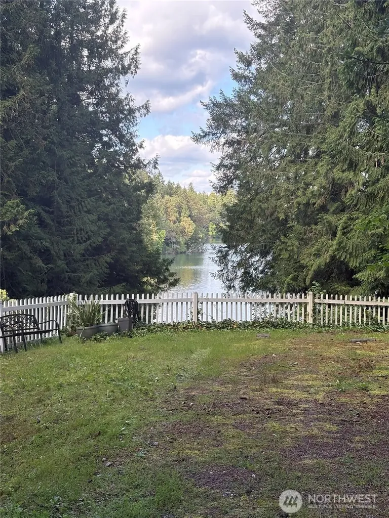 21950 Beachside Drive SE Yelm WA 98597