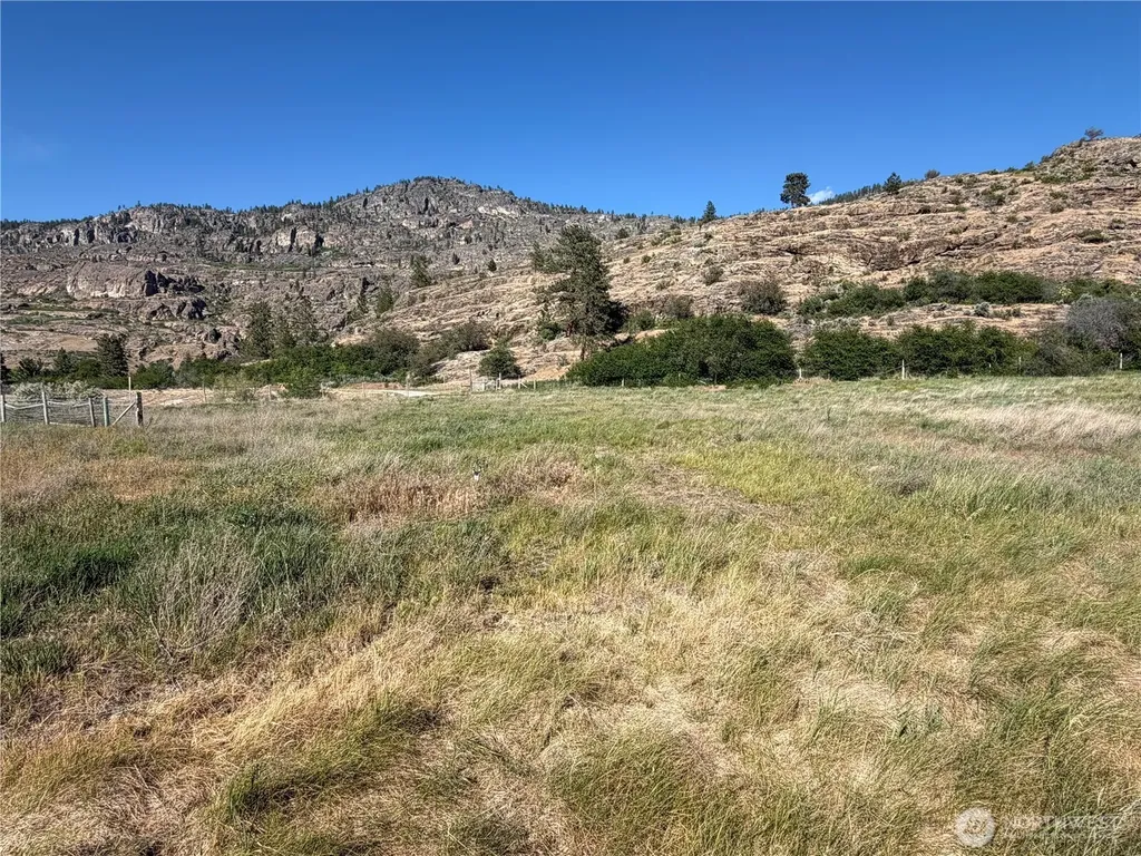64 N Cordell Road Oroville WA 98844