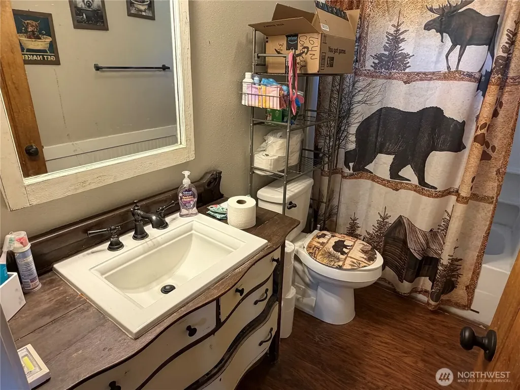 64 N Cordell Road Oroville WA 98844