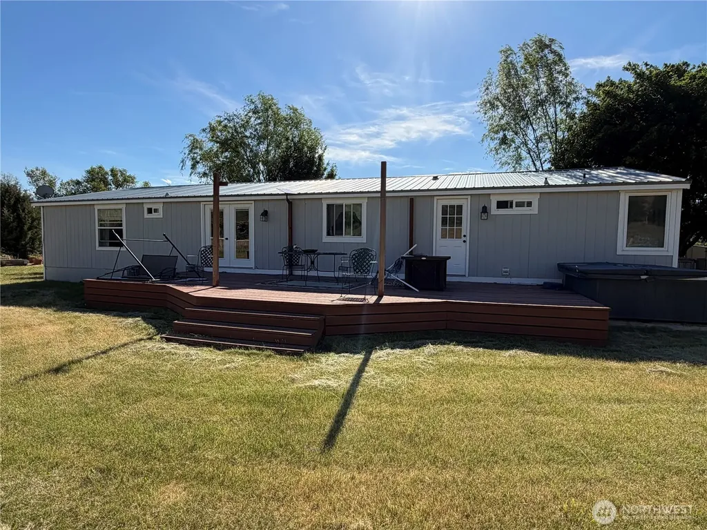 64 N Cordell Road Oroville WA 98844
