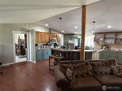 64 N Cordell Road Oroville WA 98844
