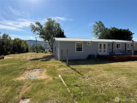 64 N Cordell Road Oroville WA 98844