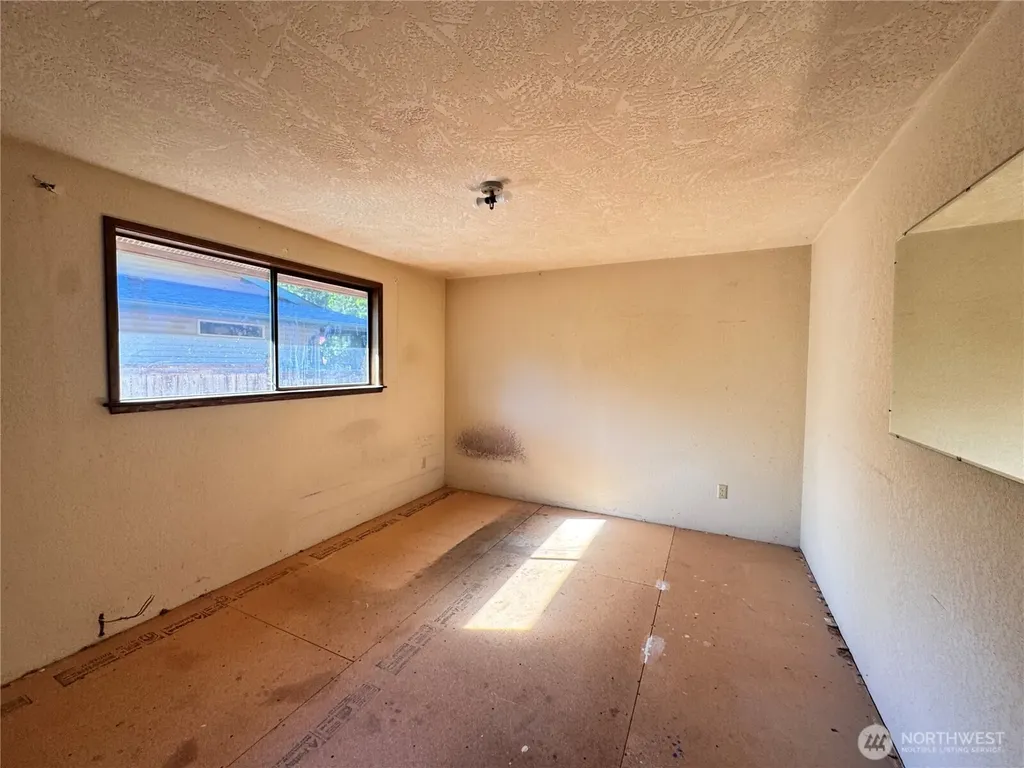 2139 Seabreeze Place Port Angeles WA 98363