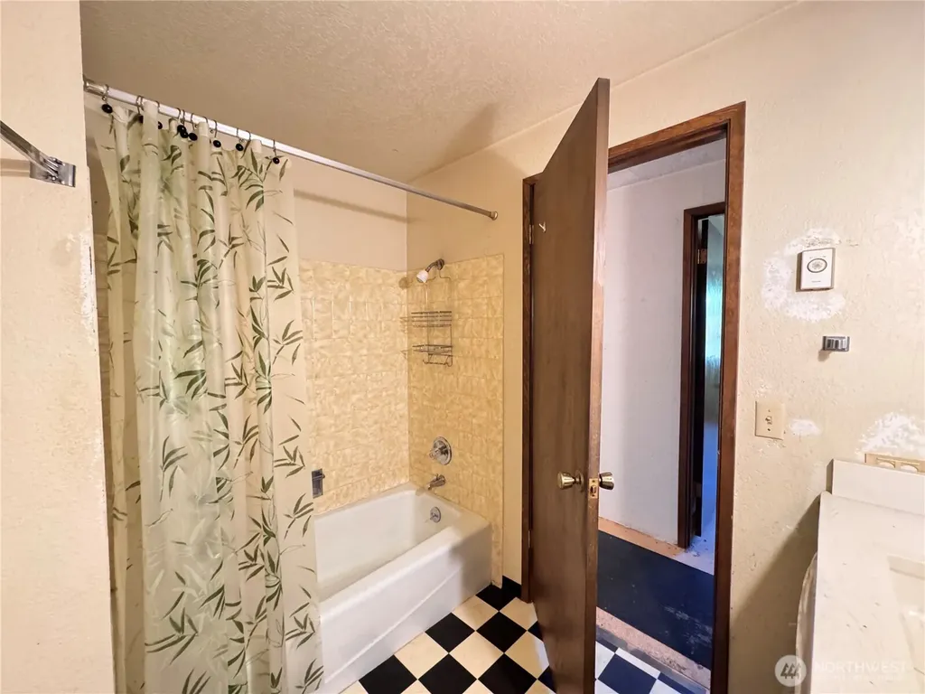 2139 Seabreeze Place Port Angeles WA 98363