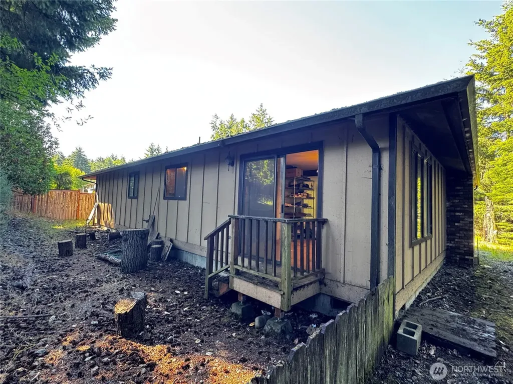 2139 Seabreeze Place Port Angeles WA 98363