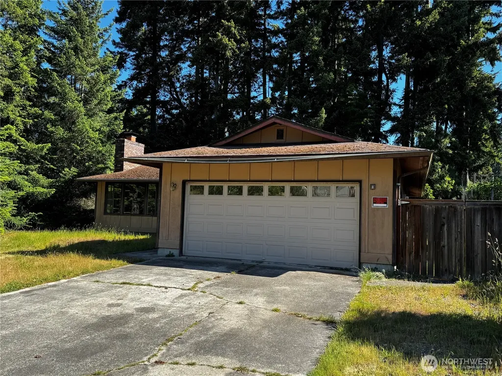 2139 Seabreeze Place Port Angeles WA 98363
