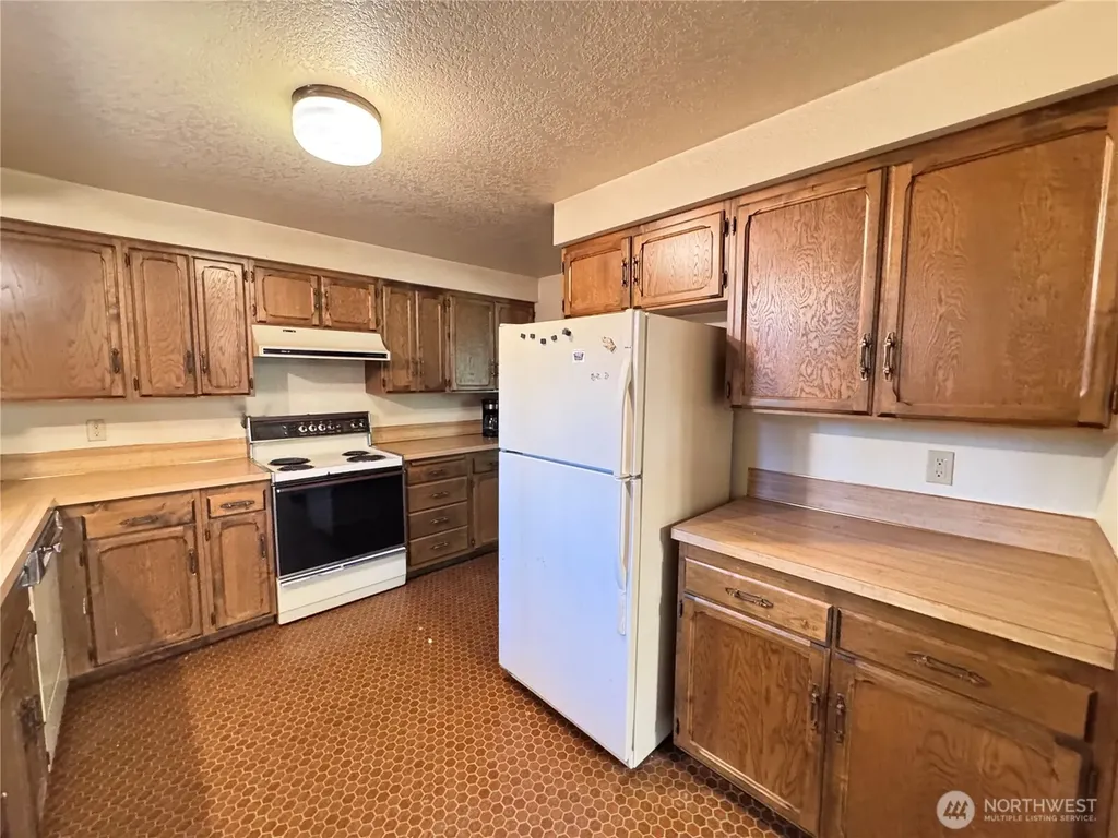 2139 Seabreeze Place Port Angeles WA 98363