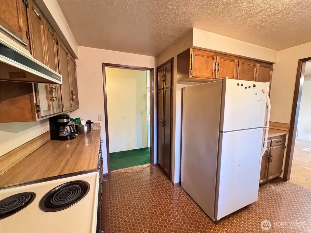 2139 Seabreeze Place Port Angeles WA 98363