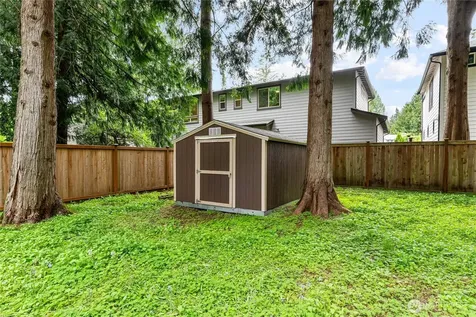 230 222nd Avenue NE Sammamish WA 98074