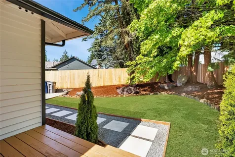 16103 E Shore Drive Lynnwood WA 98087