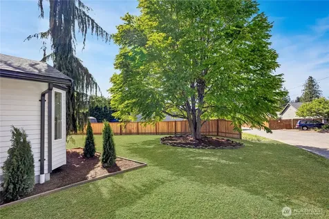16103 E Shore Drive Lynnwood WA 98087