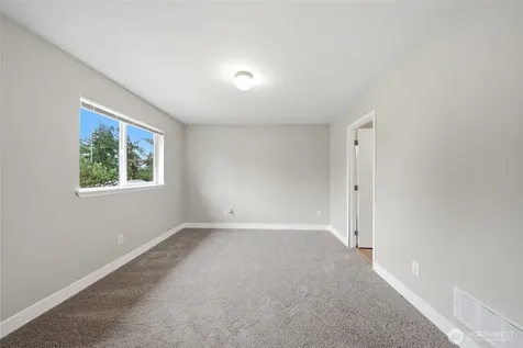 1744 113th Street S Tacoma WA 98444