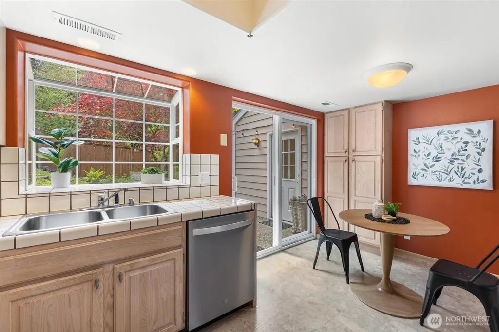 3444 Deer Pointe Court N Bellingham WA 98226