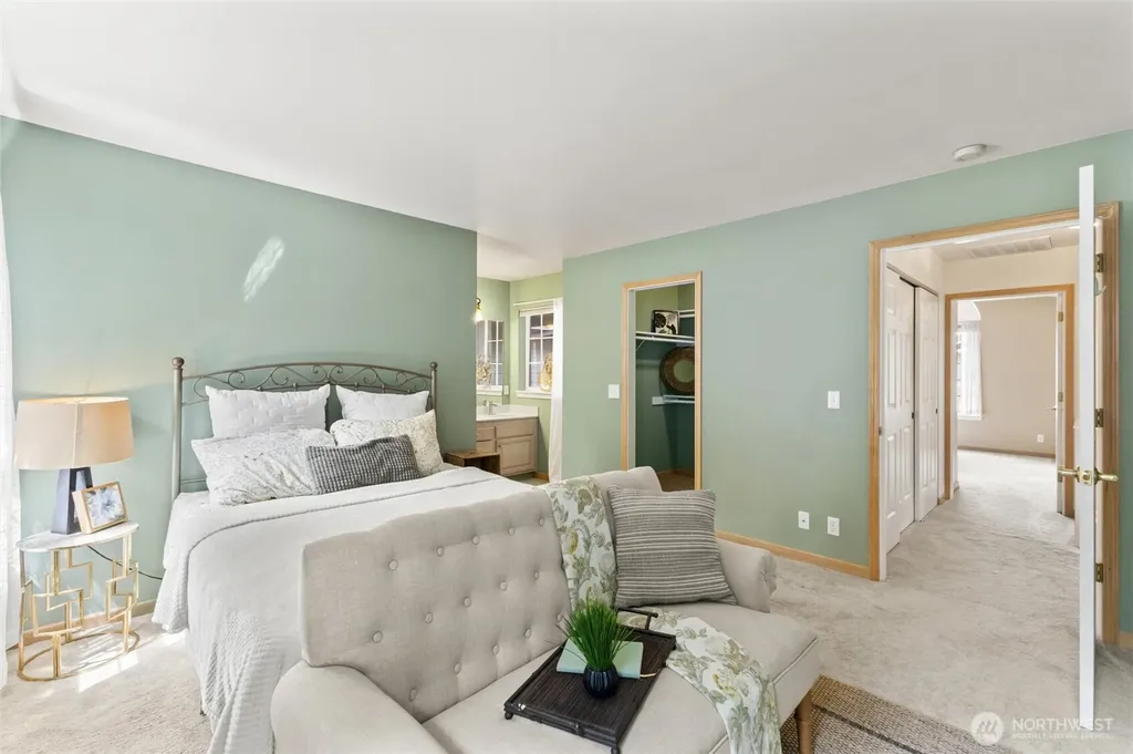 3444 Deer Pointe Court N Bellingham WA 98226