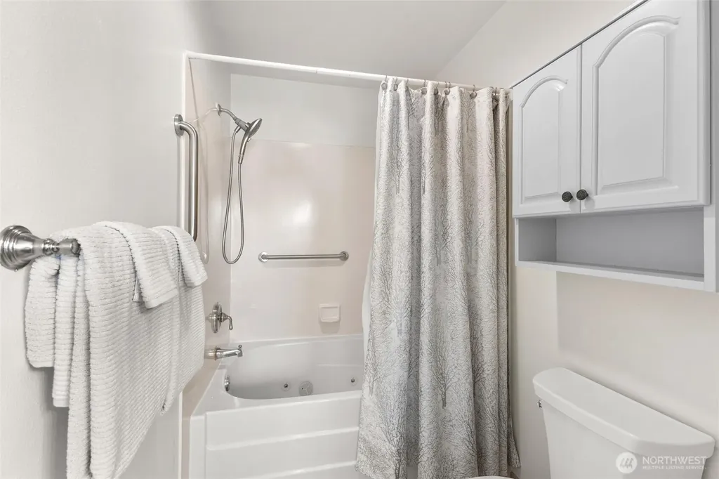 3444 Deer Pointe Court N Bellingham WA 98226