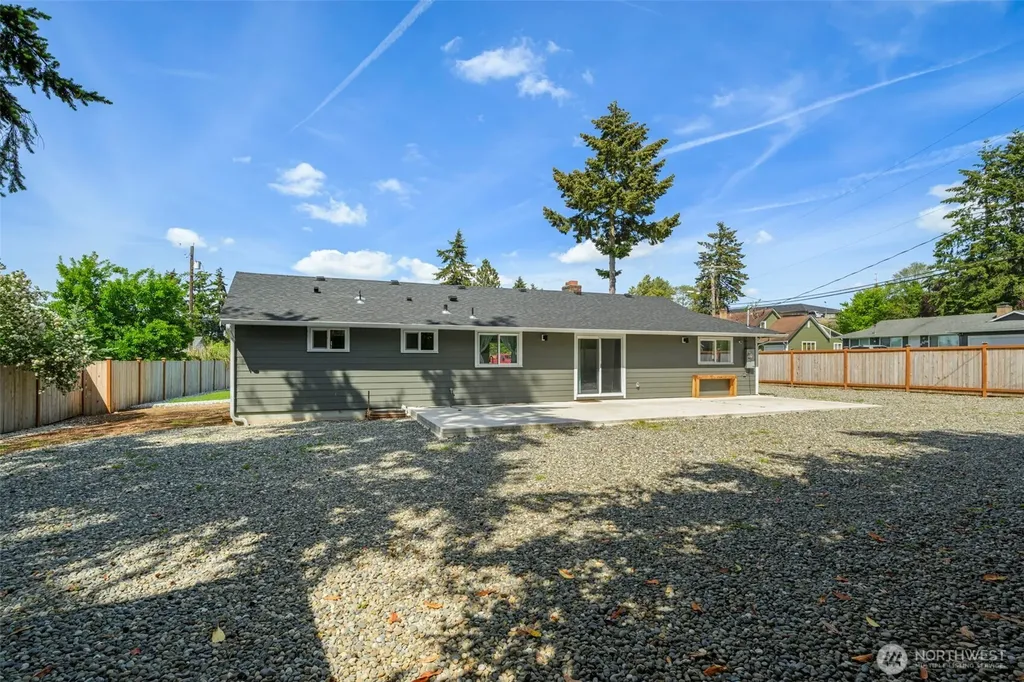 2331 S 251st Street Kent WA 98032