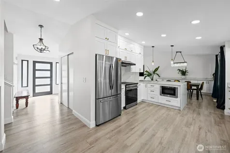 15932 SE 166th Place Renton WA 98058