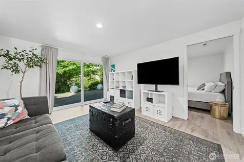 15932 SE 166th Place Renton WA 98058