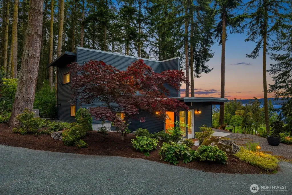 1035 Susan Street Coupeville WA 98239