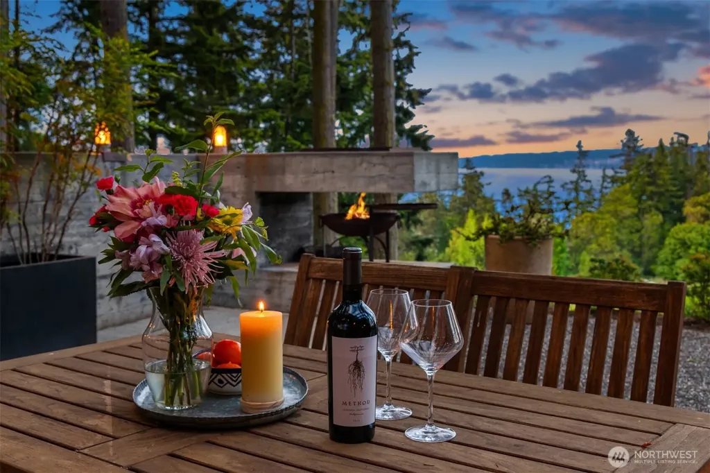 1035 Susan Street Coupeville WA 98239