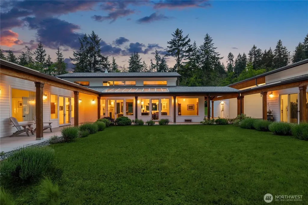 1035 Susan Street Coupeville WA 98239