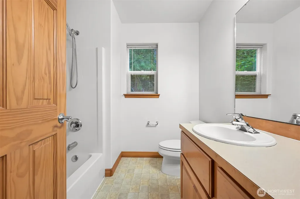 14 Rocky Ridge Drive Bellingham WA 98229