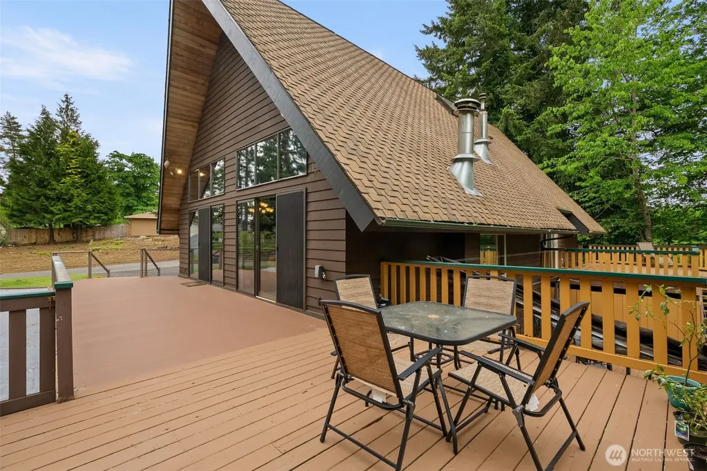 2312 Evergreen Avenue SE Port Orchard WA 98366