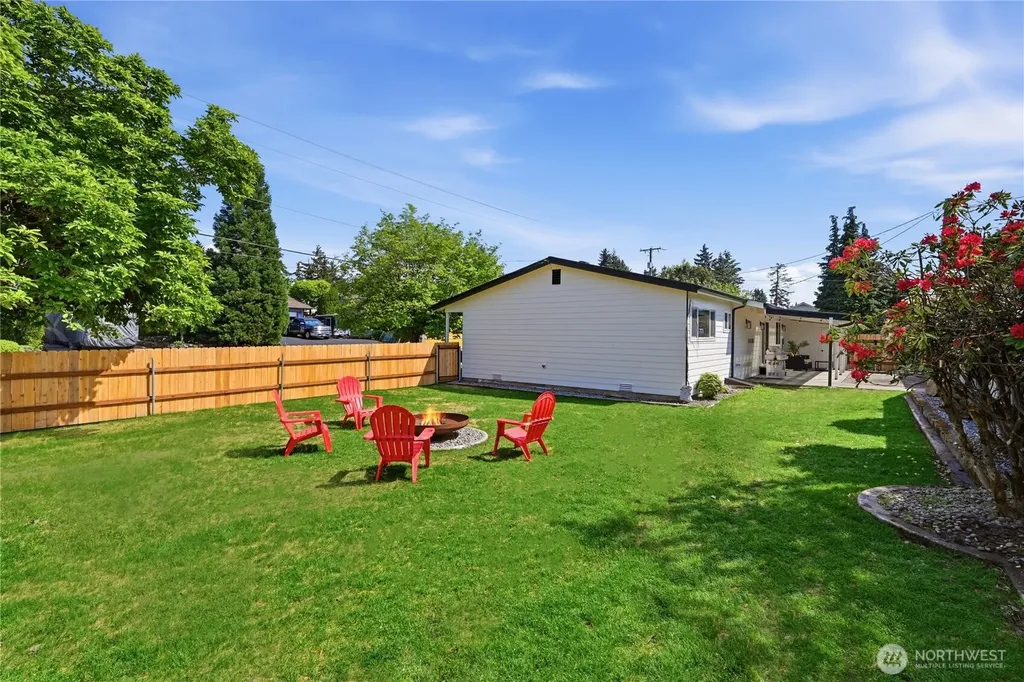 707 11th Avenue Milton WA 98354