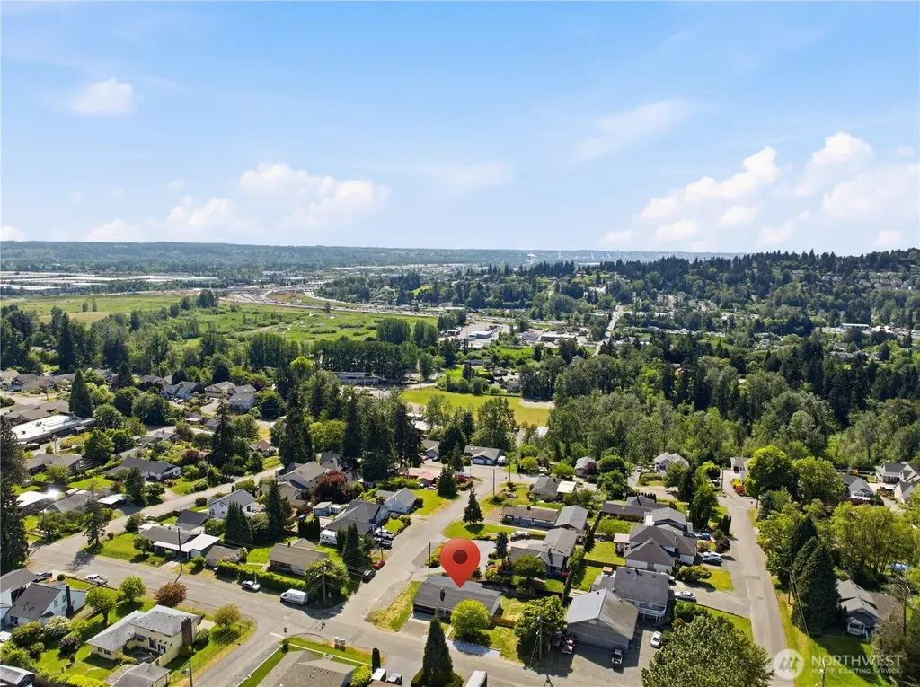 707 11th Avenue Milton WA 98354