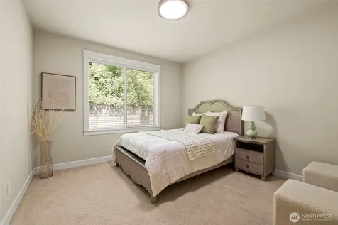 29 242nd Street SE Bothell WA 98021