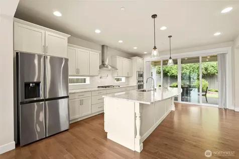 29 242nd Street SE Bothell WA 98021