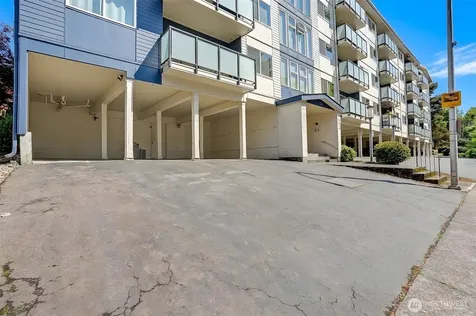 3711 26th Place W Seattle WA 98199
