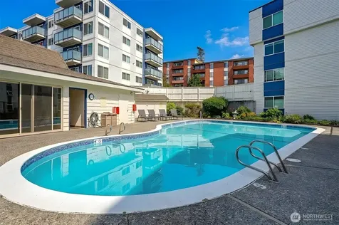 3711 26th Place W Seattle WA 98199