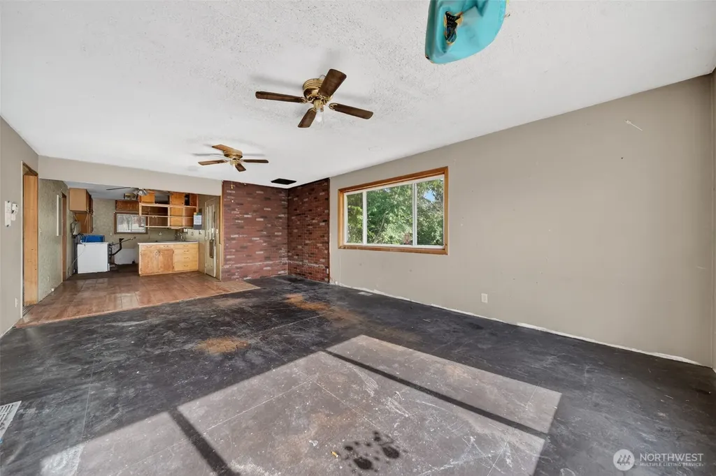 611 S Farr Road Spokane WA 99206