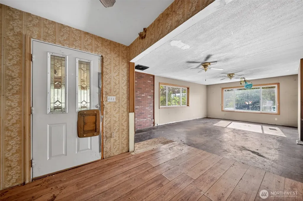 611 S Farr Road Spokane WA 99206
