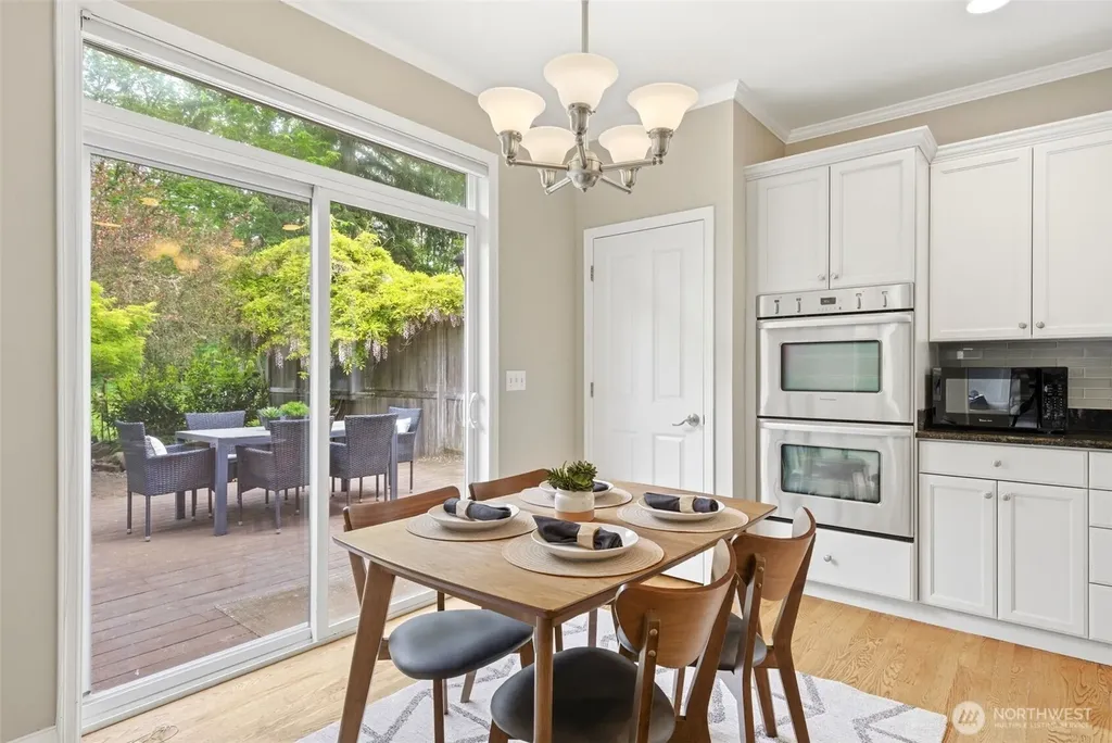 24923 NE 3rd Place Sammamish WA 98074